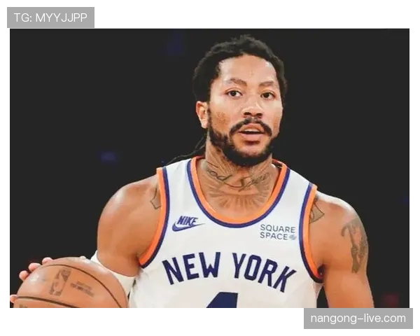 罗斯利用高位挡拆后节奏变化与抛投持续撕裂防守阵线