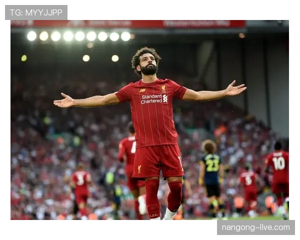 利物浦关键战表现崩盘，防守漏洞与稳定性问题逐步反映