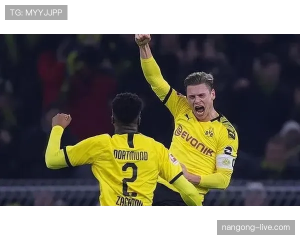 多特蒙德年轻化进程加剧：关键时刻稳定性不足影响赛季走势