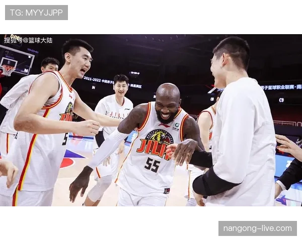篮球判罚优先级规则的详细条款与执行标准